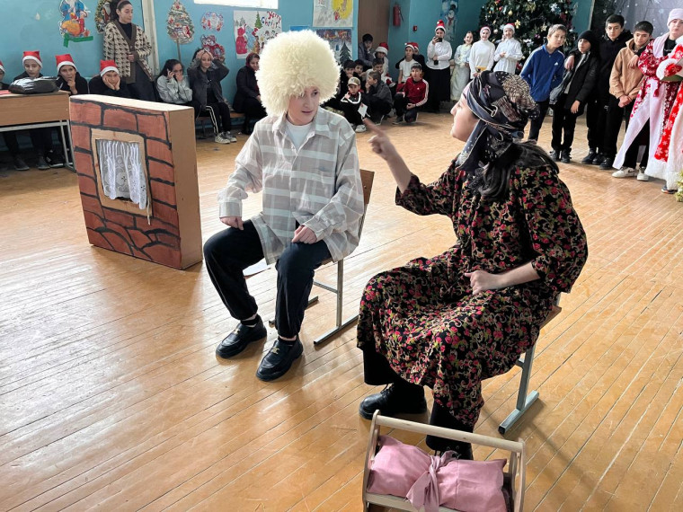 Шуточная инсценировка.